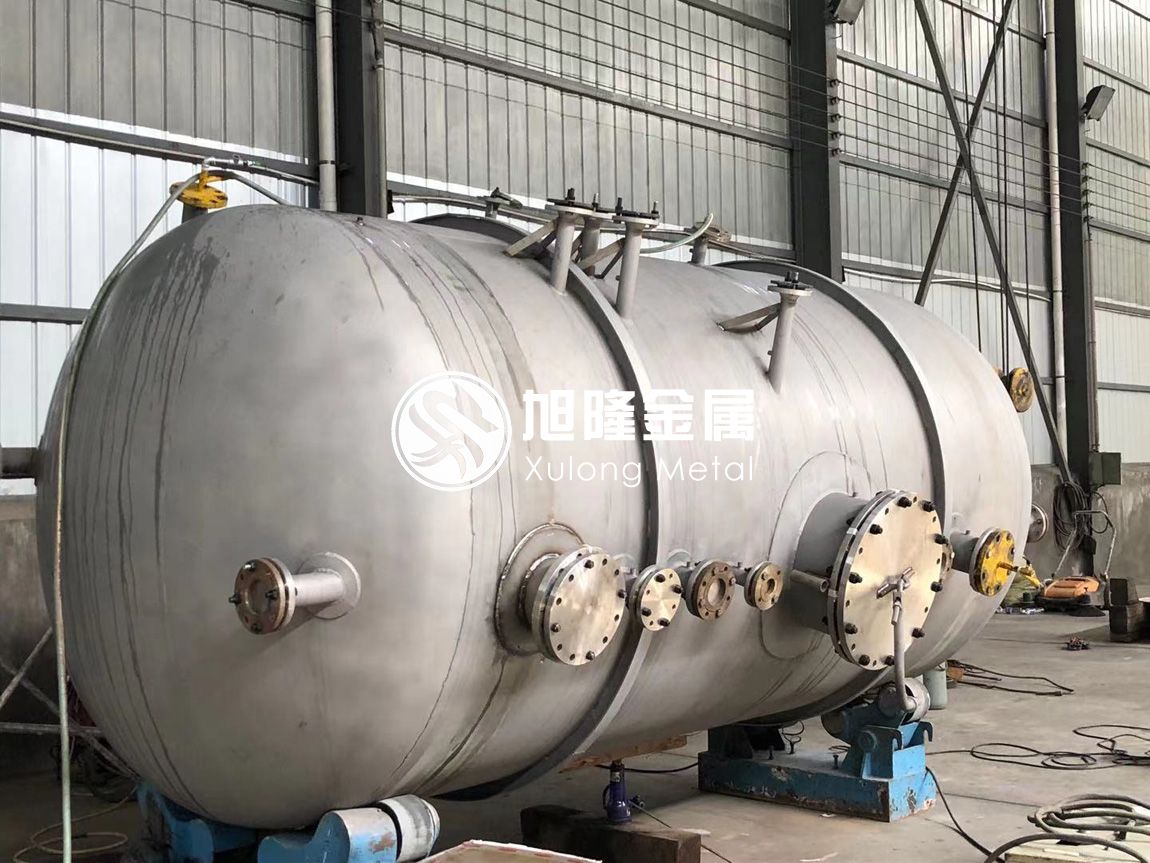 1615818919728922.jpg 氯堿化工用鈦設(shè)備